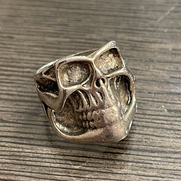 Men’s Skull Ring Silver-tone Approx Size 10 - Picture 6 of 15